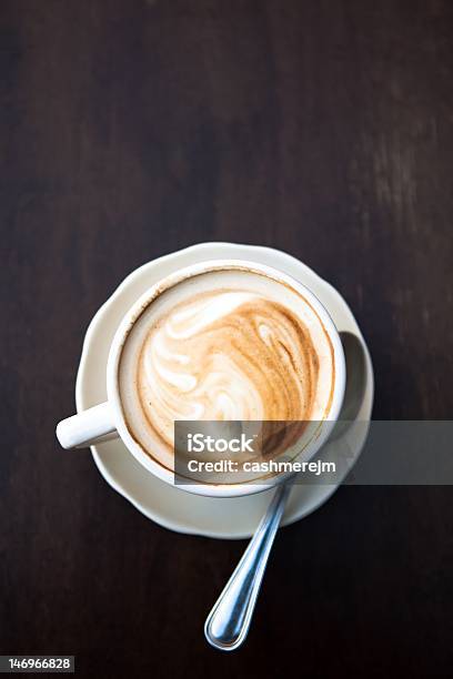 Plano Café Branco - Fotografias de stock e mais imagens de Acima - Acima, Arte, Arte e Artesanato - Arte visual