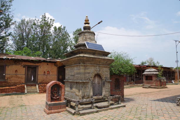 templo changu narayan en katmandú - changu narayan temple fotografías e imágenes de stock