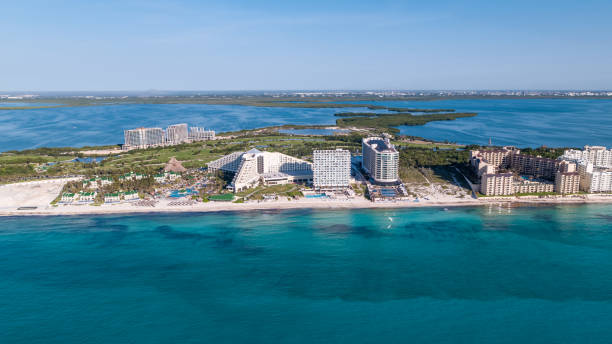 istock Cancun Hotel Zone Amazing Caribbean Beach 1469762627