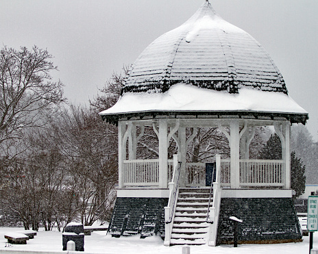 Snow fall at the Commons in Rochester, New Hampshire