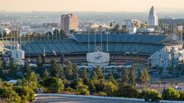 ロサンゼルスのドジャースタジアム - los angeles county 写真 ストックフォトと画像