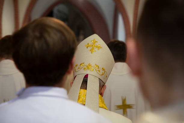 Bishop during church ceremonies in the church Bishop during church ceremonies in the church religious occupation stock pictures, royalty-free photos & images