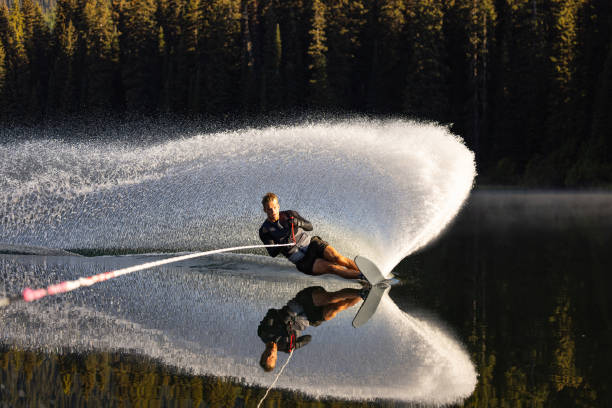 sci nautico - water ski foto e immagini stock