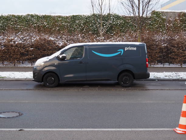 amazon prime lieferwagen - amazoncom stock-fotos und bilder