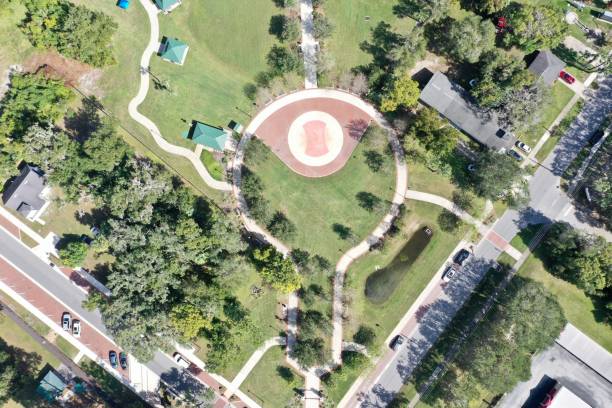 istock Mill Lake Park aerial view 1469861945