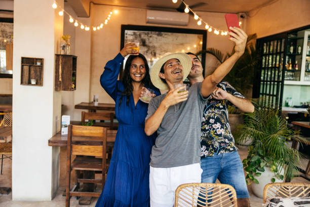 istock Why You Should Prioritize Your Friendships 1469870633