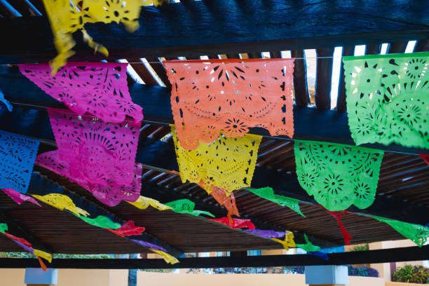 istock Cut Paper/Papel Picado 1469872939