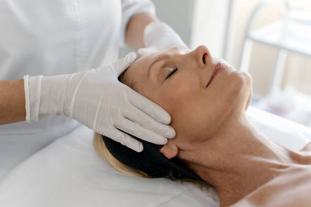 istock Pleasant beauty procedure with soft face massage performed by the professional therapist 1469904040