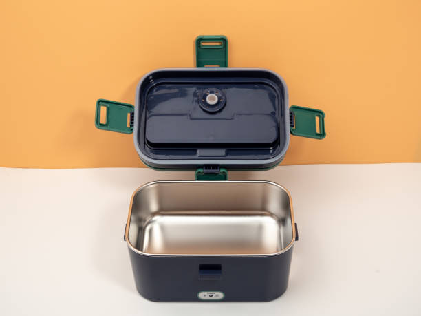istock Heated lunch box for carrying and storing food. 1469907117