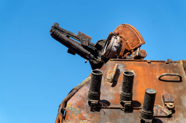 istock Protection elements on old military equipment burned down during the battle in the war in Ukraine. Weapon against the sky 1469972314