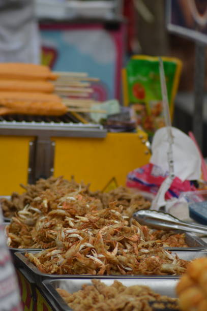 istock Baby crab street food 1469980792