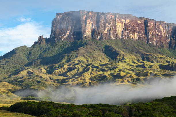 istock Kukenan tepui against sky 1469987544