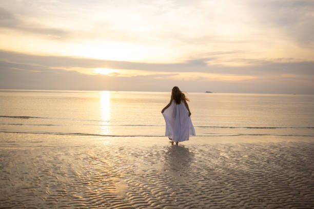 istock Beautiful sunset by the sea 1470001812