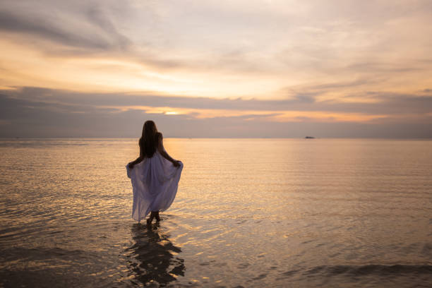 istock Amazing sunset by the sea 1470002902