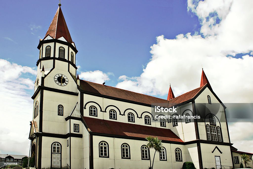 white iglesia - Foto de stock de Dársena libre de derechos