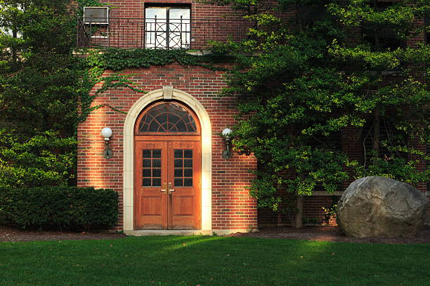istock Entrance of old brick building 147002369