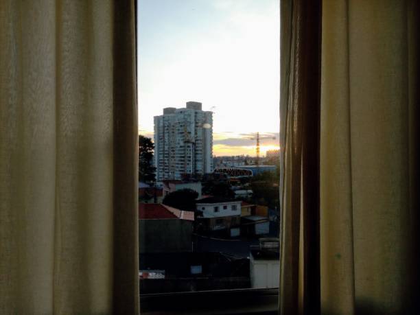 istock Sun in the city 1470024675