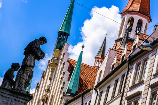istock old city hall in Munich at the Marienplatz 1470051638