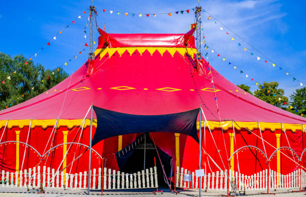 tenda de circo típica - close up - circus tent fotos - fotografias e filmes do acervo