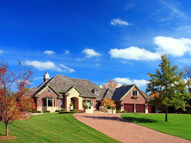 istock residential house in Minneapolis 147007931