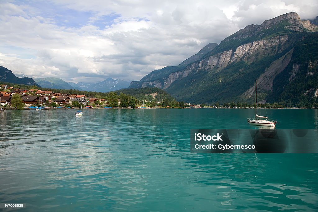 Lago Brienz, Cantão de Berna, Suíça - Royalty-free Aldeia Foto de stock