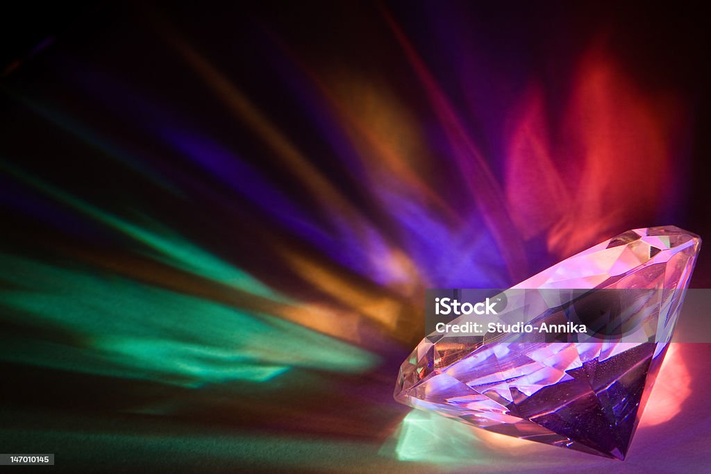 Diamond de colores - Foto de stock de Refracción libre de derechos