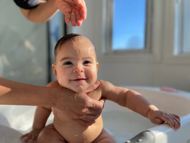 istock Baby in bathtub taking a bath 1470103009