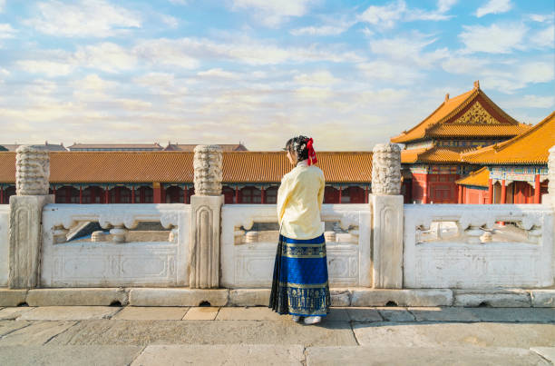 istock Ancient Chinese women 1470122667