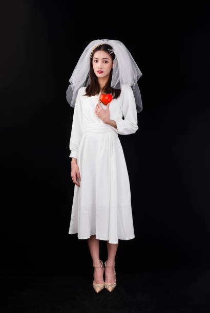 An Asian bride with flowers