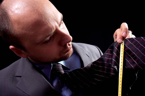 istock measurement of a tie 147013808