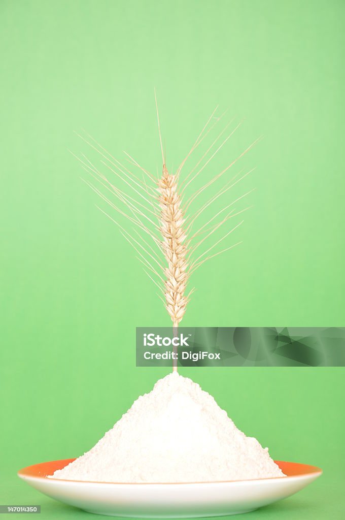 Weizen spike und Mehl - Lizenzfrei Ausgedörrt Stock-Foto