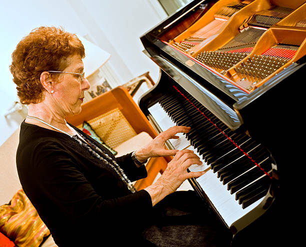 istock senior women pianist 147014439