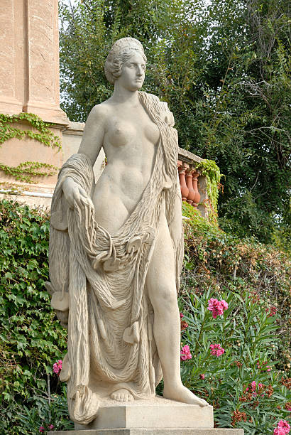 istock Nude statue in Barcelona, Spain 147015134