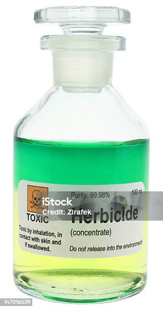 Herbicide - 除草剤のストックフォトや画像を多数ご用意 - 除草剤, 瓶, 白背景