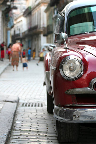 istock Vintage Crimson Car, Havana, Cuba 147019147