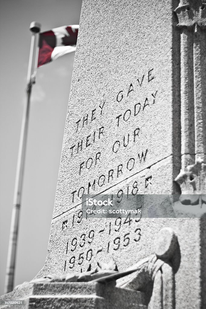 カナダ戦争記念碑 - リメンバランス・サンデーのロイヤリティフリーストックフォト