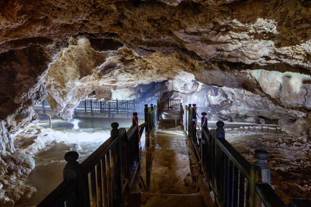 Kaklik Cave White mineral formations in the Kaklik Cave in Denizli, Turkey denizli stock pictures, royalty-free photos & images