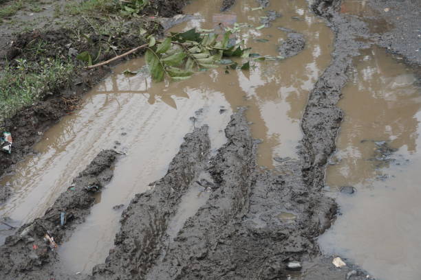 istock you can see the muddy ground from the rain 1470219182
