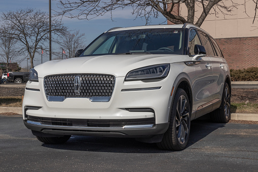 Fishers - Circa February 2023: Lincoln Aviator SUV display at a dealership. Lincoln offers the Nautilus in Standard, Reserve, Grand Touring and Black Label models.