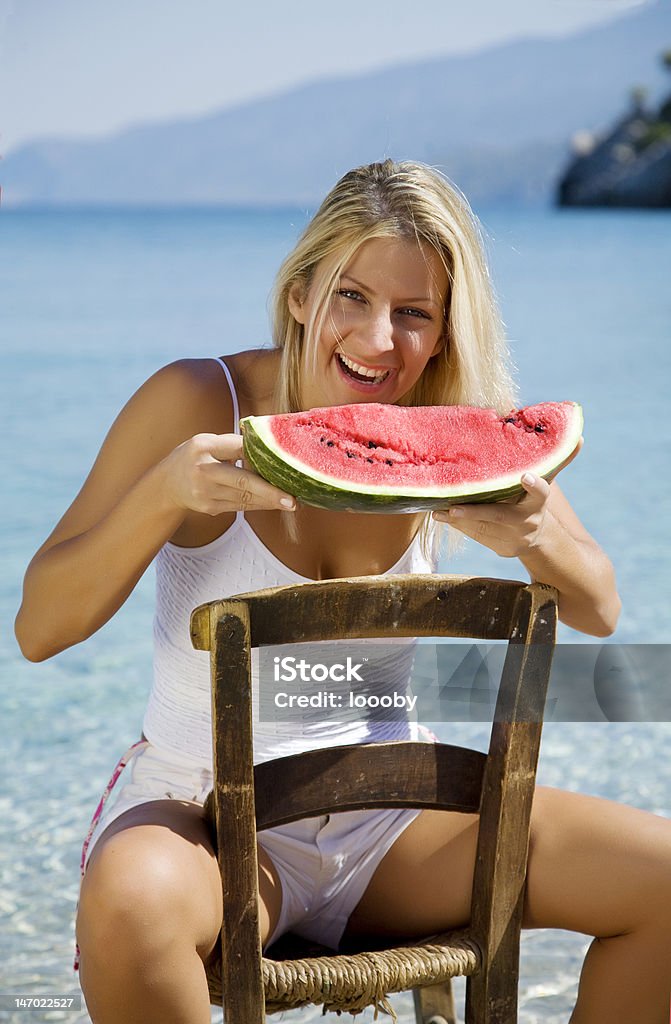 Essen Wasser-Melone - Lizenzfrei Attraktive Frau Stock-Foto