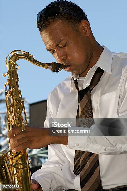 Hip Junges Saxophonist Stockfoto und mehr Bilder von Afrikanischer Abstammung - Afrikanischer Abstammung, Afro-amerikanischer Herkunft, Saxophonist