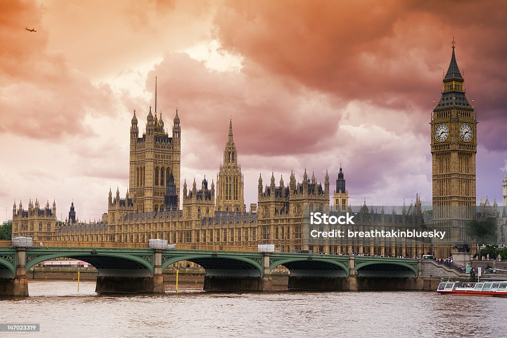 Штормовая небо над Лондон - Стоковые фото Англия роялти-фри