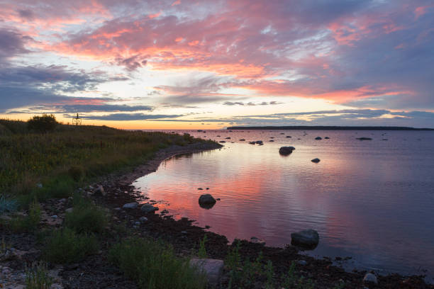 istock Baltic sea rocky shore at colorful sunset. 1470276065