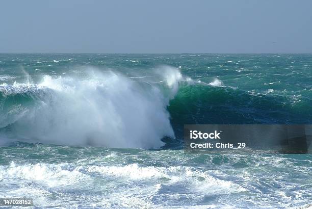 Vaghe Déferlante - Fotografie stock e altre immagini di Acqua - Acqua, Bretagna, Composizione orizzontale