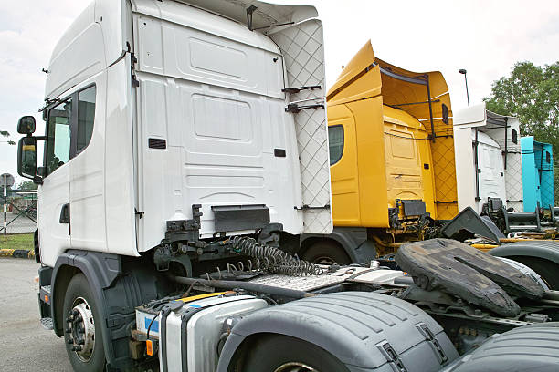 istock Back of Trailer Heads 147029022