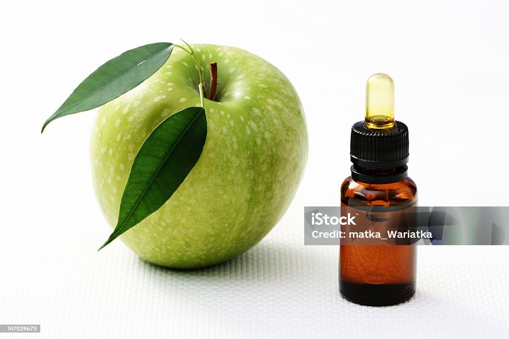Apple Essential Oil Stock Photo - Download Image Now - Alternative  Medicine, Alternative Therapy, Apple - Fruit - iStock
