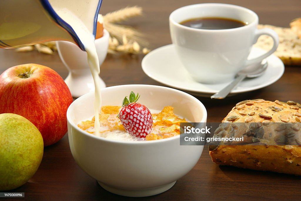 Le petit déjeuner - Photo de Lait libre de droits