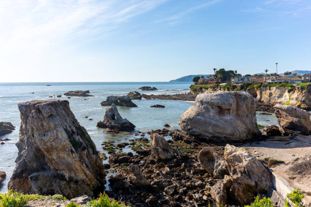 istock The wonderful cliffs of California coast 1470332849