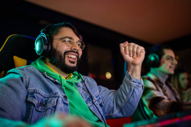 istock Friends playing esports game 1470359519