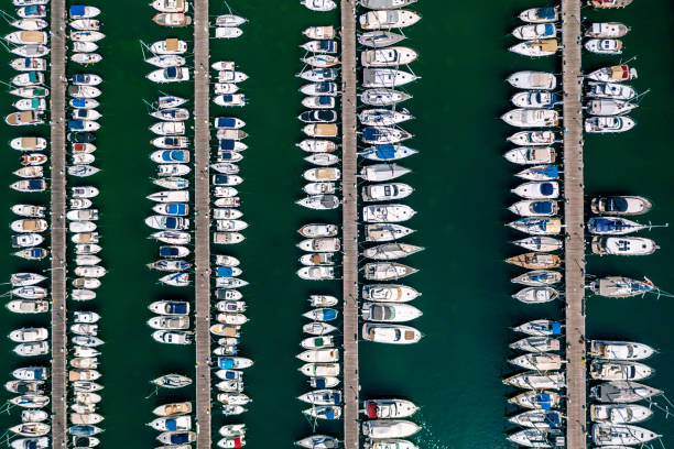 istock Sailboats and yachts from above 1470450564